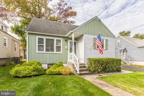 128 Manor Ave, Oaklyn, NJ 08107