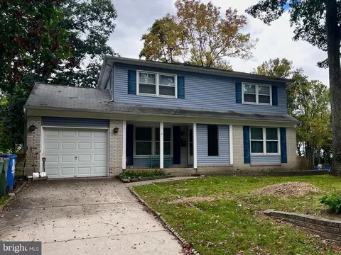 7 Evans Ln, Cherry Hill, NJ 08003
