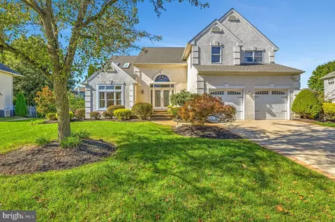21 Promenade Pl, Voorhees, NJ 08043