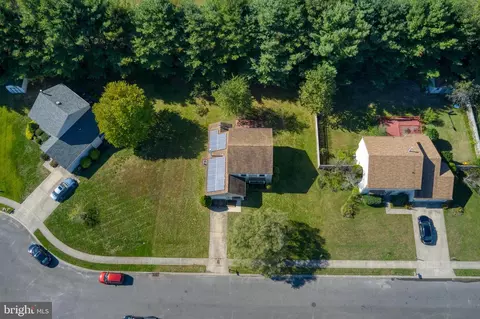 14 Devonshire Ct, Sicklerville, NJ 08081 photo 3