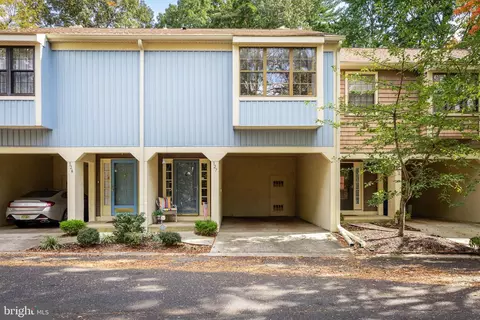327 Kings Croft, Cherry Hill, NJ 08034