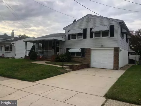 413 Walnut Ave, Gloucester City, NJ 08030