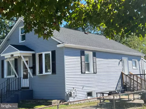 450 Arline Ave, Glendora, NJ 08029