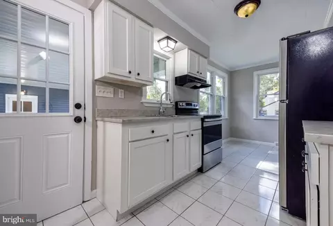 39 Broadway, Laurel Springs, NJ 08021 photo 6