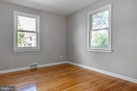 39 Broadway, Laurel Springs, NJ 08021 photo 14