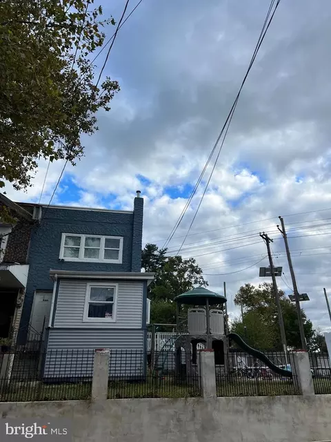 3166 Merriel Ave, Camden, NJ 08105