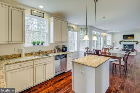 20 Champlain St, Sicklerville, NJ 08081 photo 13