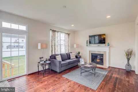 20 Champlain St, Sicklerville, NJ 08081 photo 4