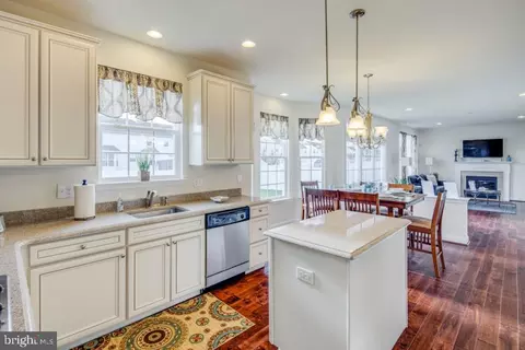 20 Champlain St, Sicklerville, NJ 08081 photo 6