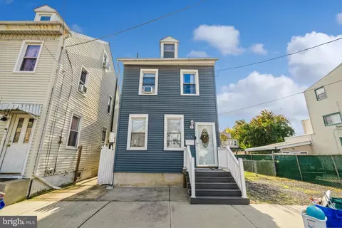 424 Somerset St, Gloucester City, NJ 08030