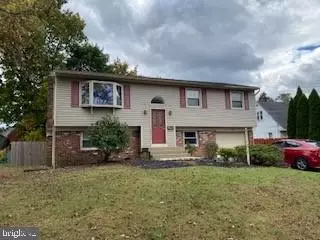 42 Pennsylvania Ave, Stratford, NJ 08084