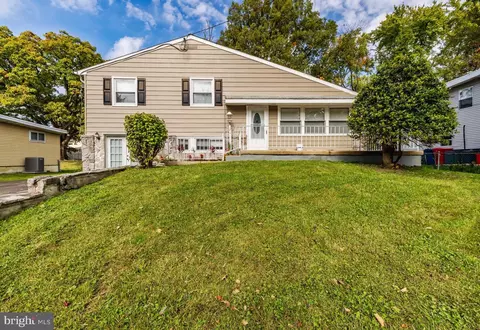 112 Glenwood Ave, Somerdale, NJ 08083