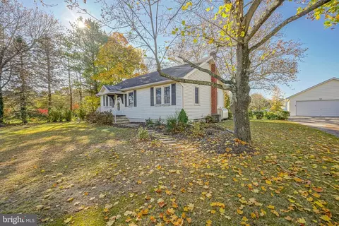 537 Sickler Ave, Sicklerville, NJ 08081