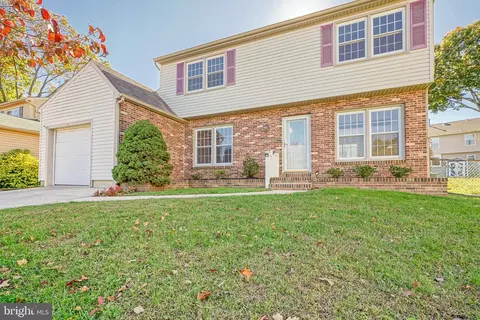 2775 Pettit Ln, Pennsauken, NJ 08109