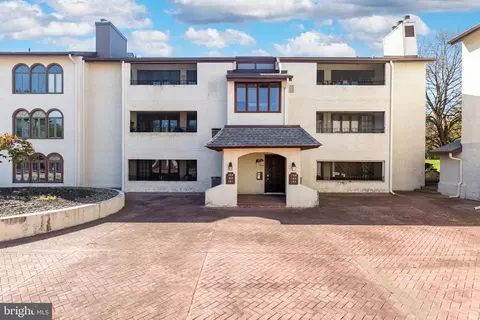 161 Centura, Cherry Hill, NJ 08003