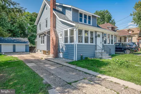 2283 42nd St, Pennsauken, NJ 08110