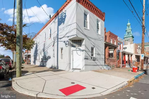 1423 S 10th St, Camden, NJ 08104