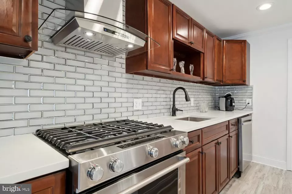 352 Monroe Ave, Cherry Hill, NJ 08002 20 Photos Movoto