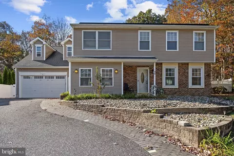 13 Breckenridge Dr, Sicklerville, NJ 08081