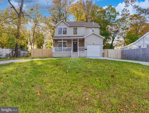 58 Center Oak Ave, Lawnside, NJ 08045