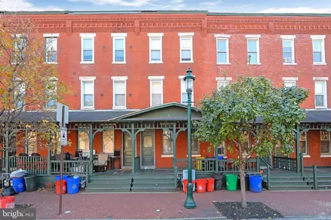 628 A Berkley St, Camden, NJ 08103