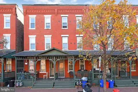 630 B Berkley St, Camden, NJ 08103