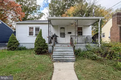 32 Willis Ave, Cherry Hill, NJ 08002