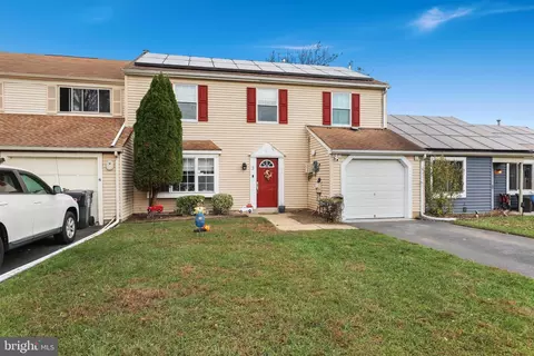 3 Briarcreek Dr, Voorhees, NJ 08043
