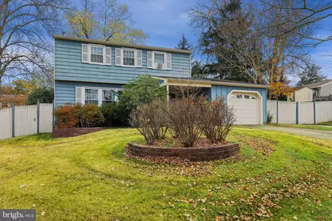 5 Colonial Ct, Clementon, NJ 08021 photo 3