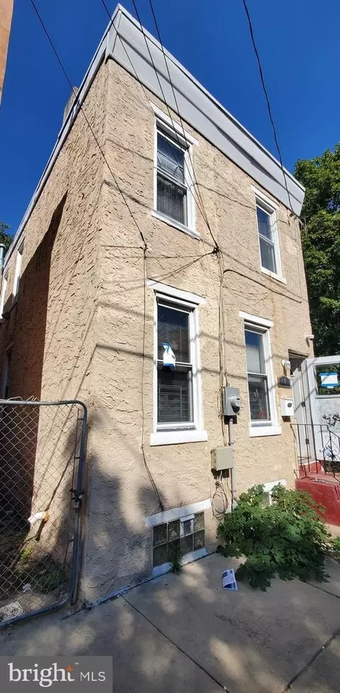 781 Mount Vernon St, Camden, NJ 08103