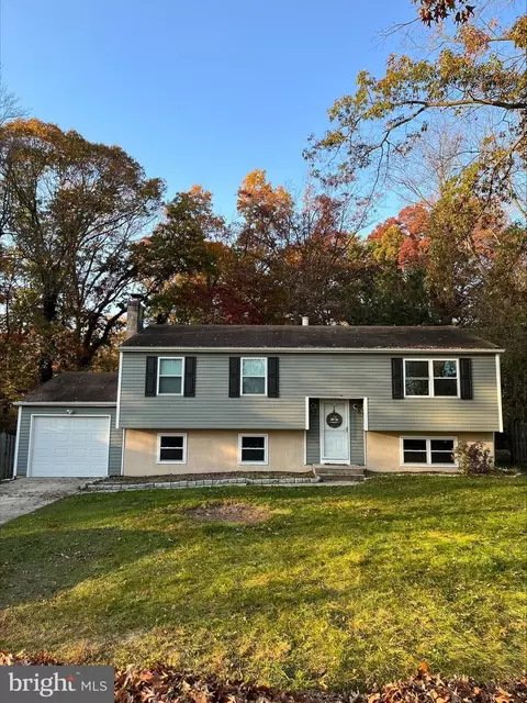 217 Summit Ave, Blackwood, NJ 08012