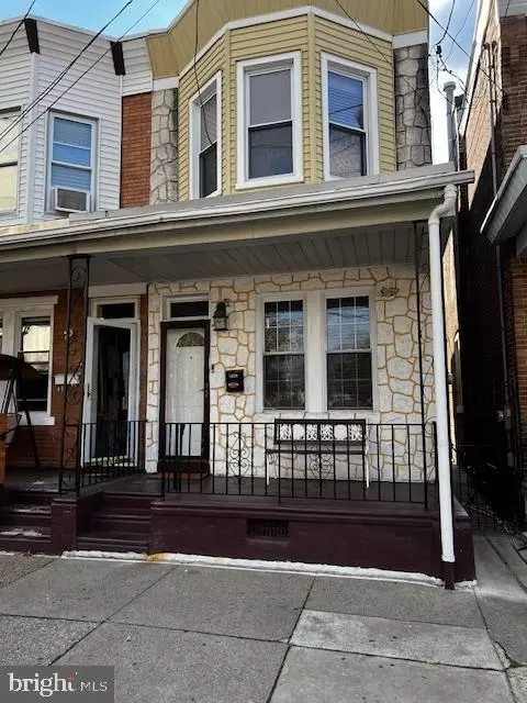 1138 Everett St, Camden, NJ 08104