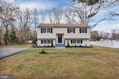 515 Grant Ave, Waterford Works, NJ 08089