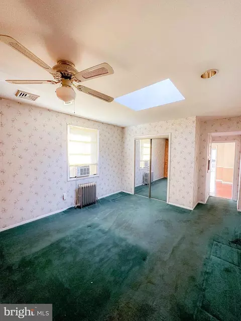 165 E 4th Ave, Runnemede, NJ 08078 photo 6