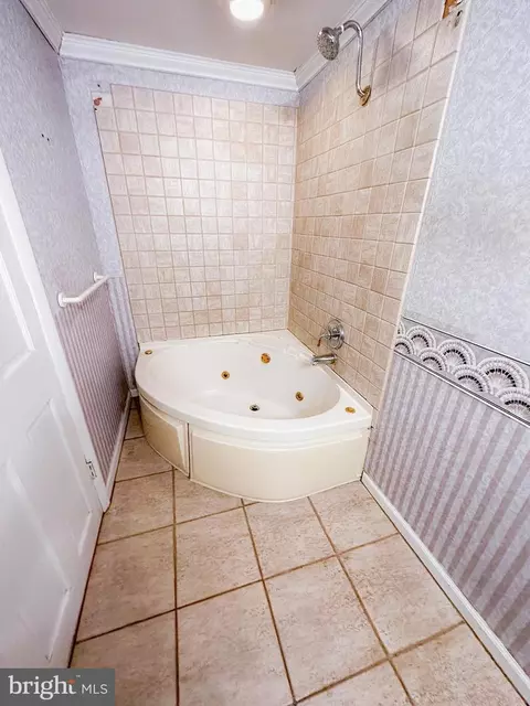 165 E 4th Ave, Runnemede, NJ 08078 photo 8