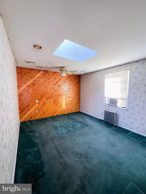 165 E 4th Ave, Runnemede, NJ 08078 photo 5
