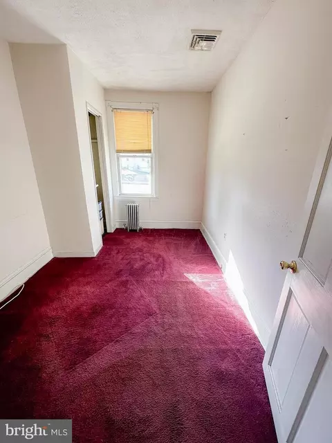 165 E 4th Ave, Runnemede, NJ 08078 photo 4