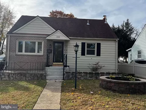 218 Hilliard T Moore Ave, Lawnside, NJ 08045