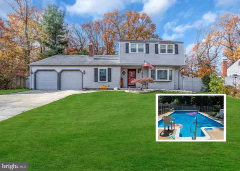 78 Lincoln Dr, Clementon, NJ 08021