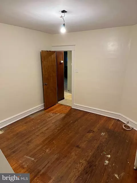 223 W Evesham Rd, Runnemede, NJ 08078 photo 11