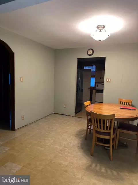 223 W Evesham Rd, Runnemede, NJ 08078 photo 7