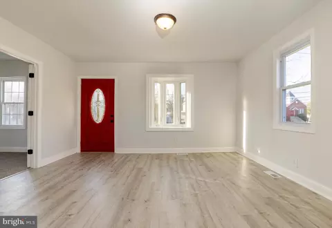 1005 Laurel Rd, Lindenwold, NJ 08021 photo 3
