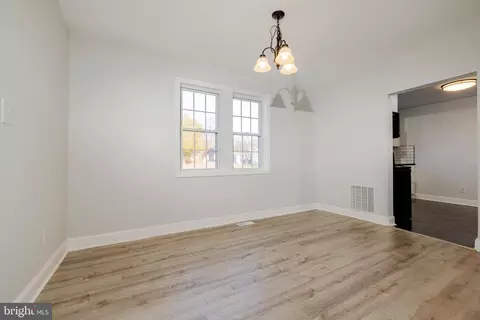 1005 Laurel Rd, Lindenwold, NJ 08021 photo 7