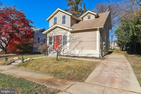 19 W Haddon Ave, Oaklyn, NJ 08107