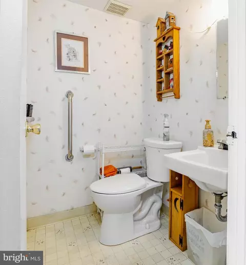 49 Sunset Dr, Clementon, NJ 08021 photo 10