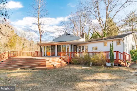 445 Lake Blvd, Lindenwold, NJ 08021