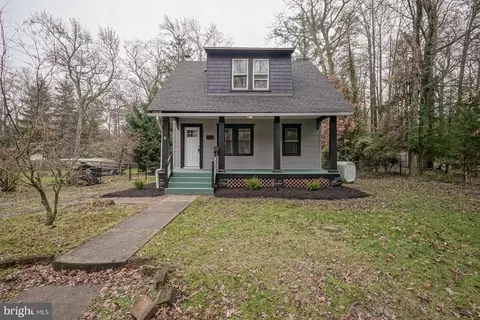 823 Pinelawn Ave, Lindenwold, NJ 08021