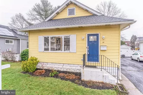 18 E Park Ave, Oaklyn, NJ 08107