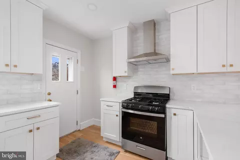 500 Maple Ave, Haddonfield, NJ 08033 photo 7