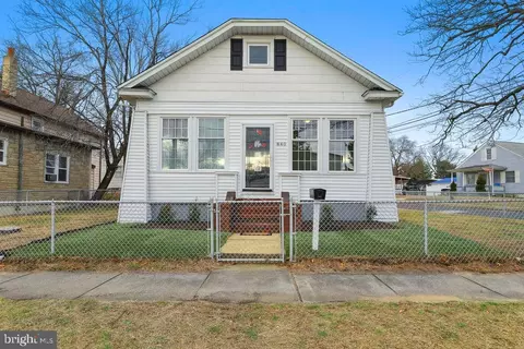 840 June Rd, Pennsauken, NJ 08110